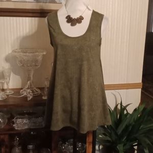LuLaRoe beautiful swing top